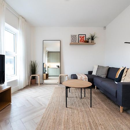 The Battersea Place - Charming 4Bdr Flat London Exteriör bild